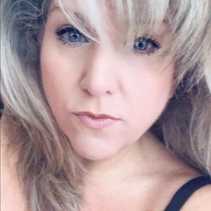 Meet your Posher, Sheri